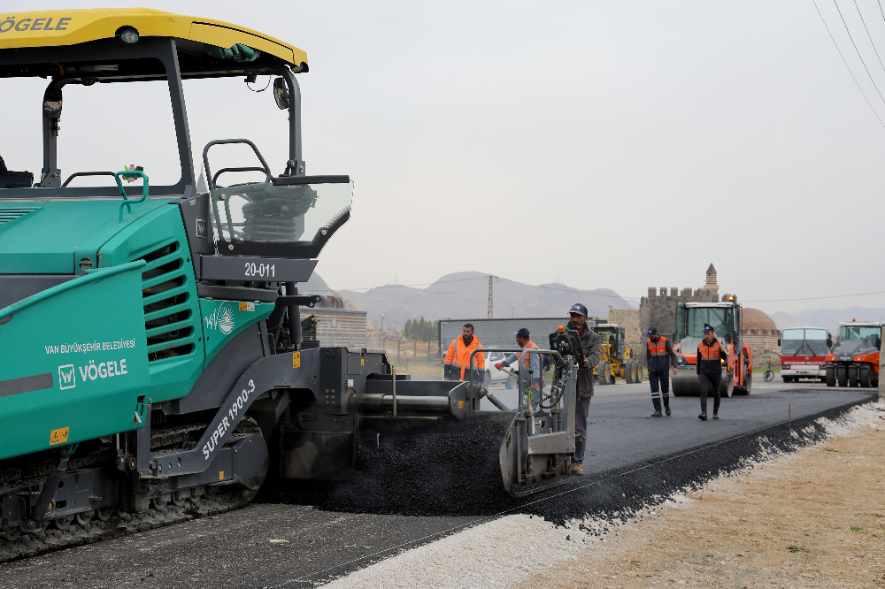 Eski Kale Yolunda Asfaltlama Çalışması - Kare 2