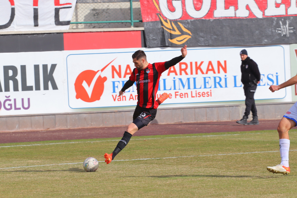 Vanspor Şampiyonluk Yolunda Kayıpsız Devam Ediyor! - Kare 1