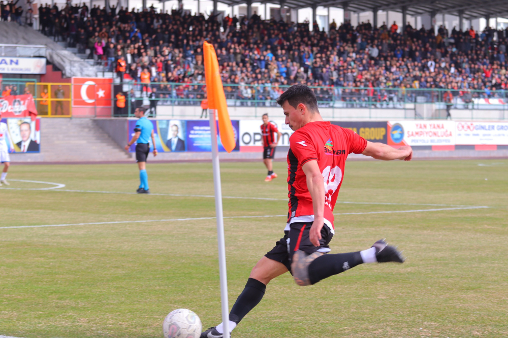 Vanspor Şampiyonluk Yolunda Kayıpsız Devam Ediyor! - Kare 6