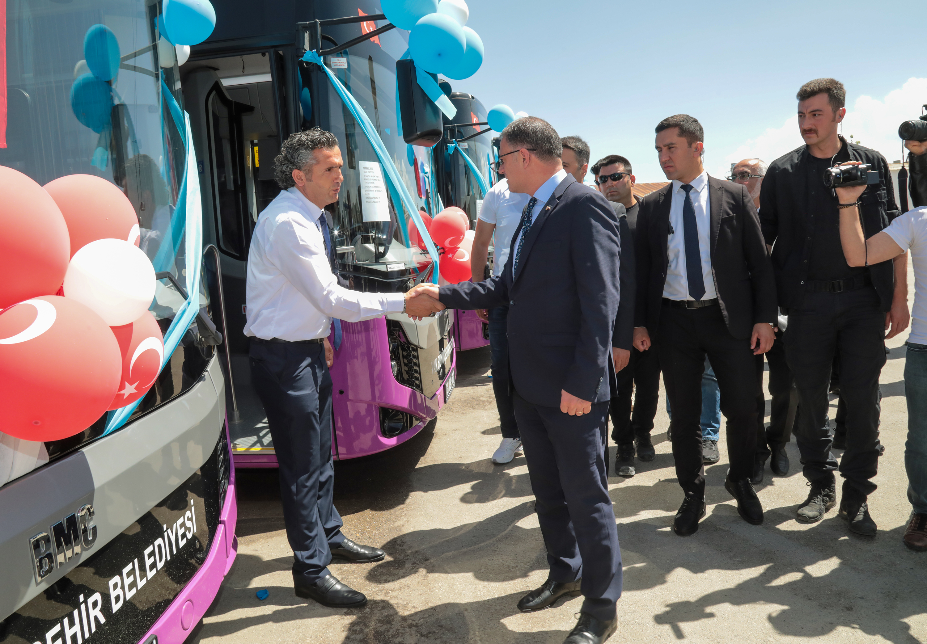 Van'a 27 Yeni Halk Otobüsü - Kare 4