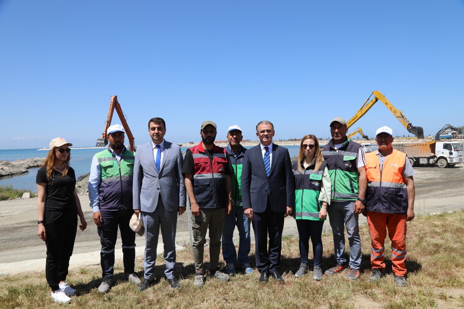 Van'da dip çamuru çıkarma çalışmaları - Kare 6