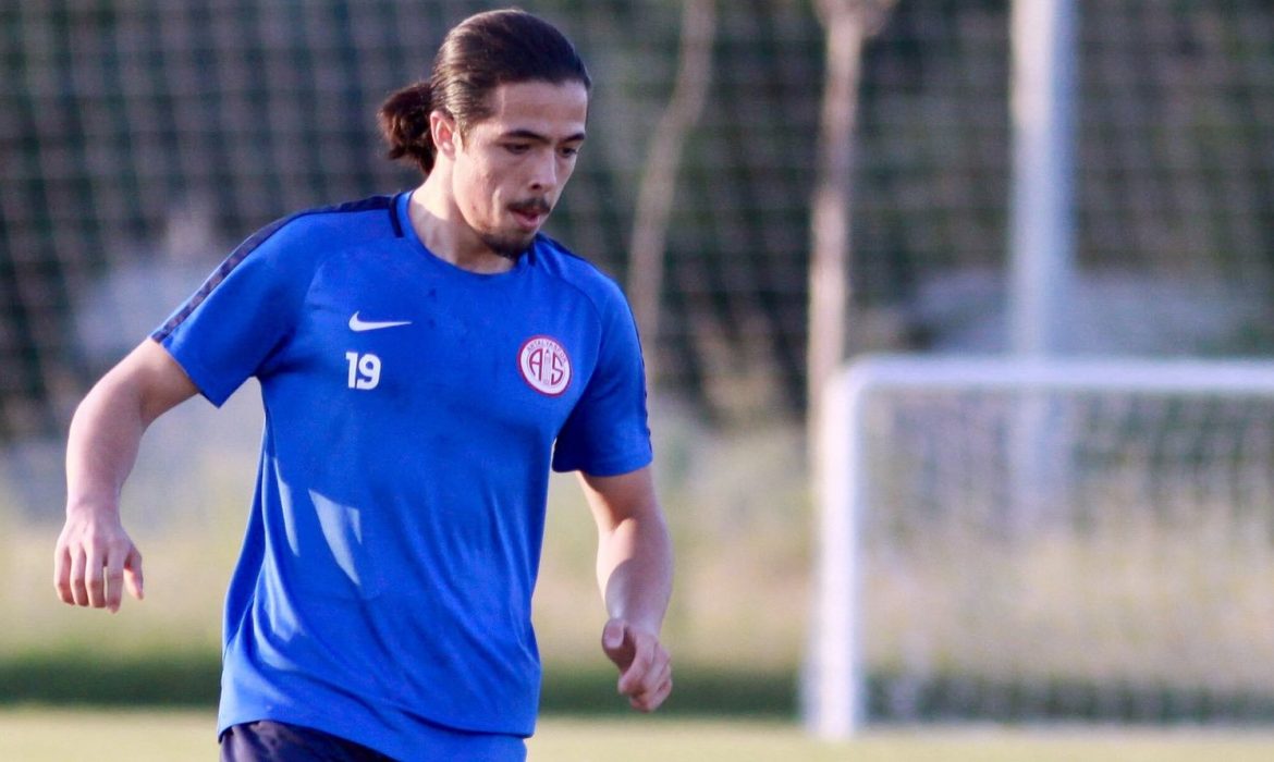 Vanspor Harun Kavaklıdere ile anlaştı