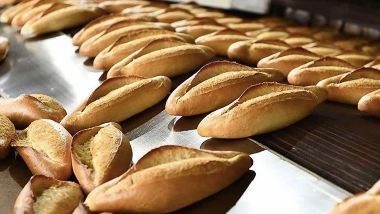 Van'ın o ilçesinde ekmeğe yüksek fiyatlı zam tarifesi!