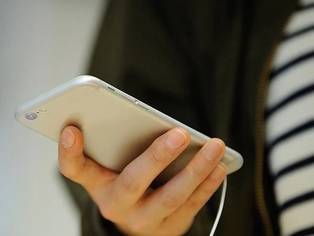 Yurt Dışından Getirilen Telefonların Harç Ücretlerine Büyük Zam!