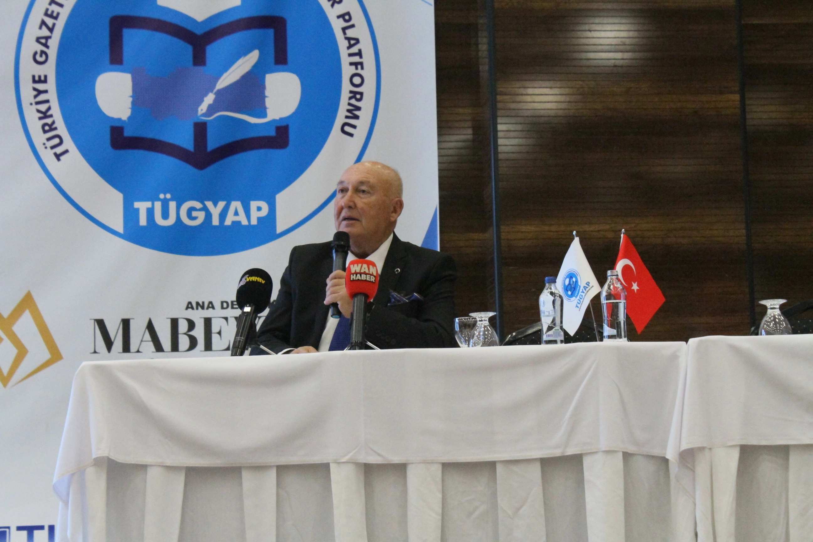 Van’da deprem çalıştayı düzenlendi