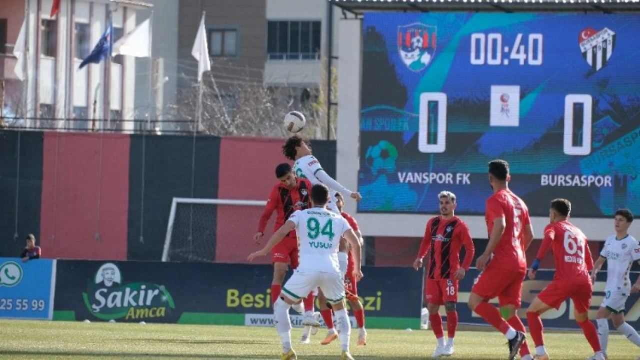 Vanspor Bursaspor'u farklı ezdi geçti!