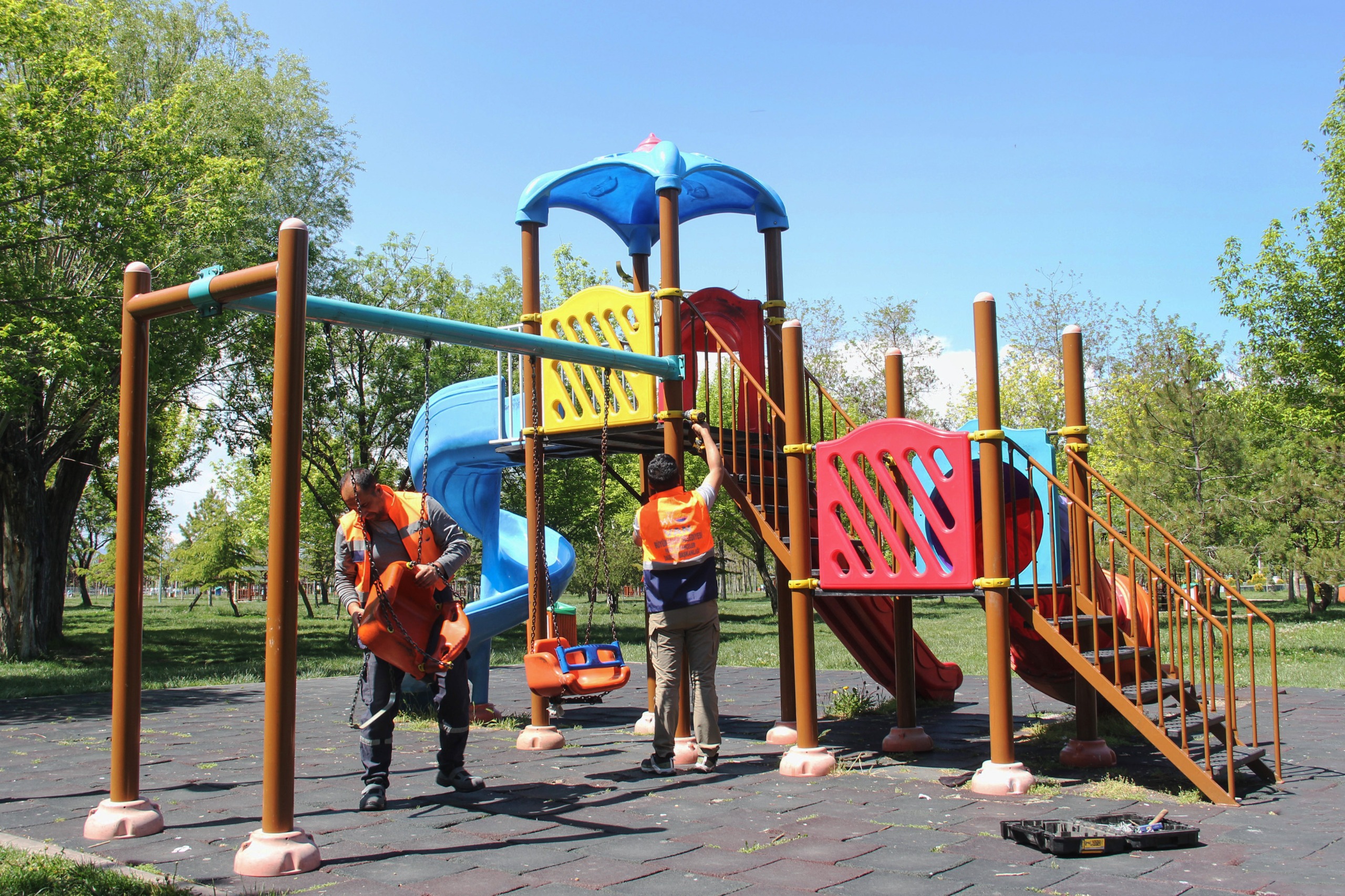 Van'daki park ve bahçeler yaza hazırlanıyor - Kare 6