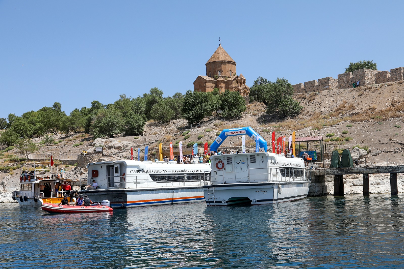 Van'da Deniz otobüsleri yeniden seferlerine başladı