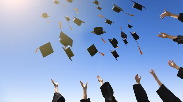 Tez Yazdırma Hizmeti ile Akademik Başarıya Ulaşın