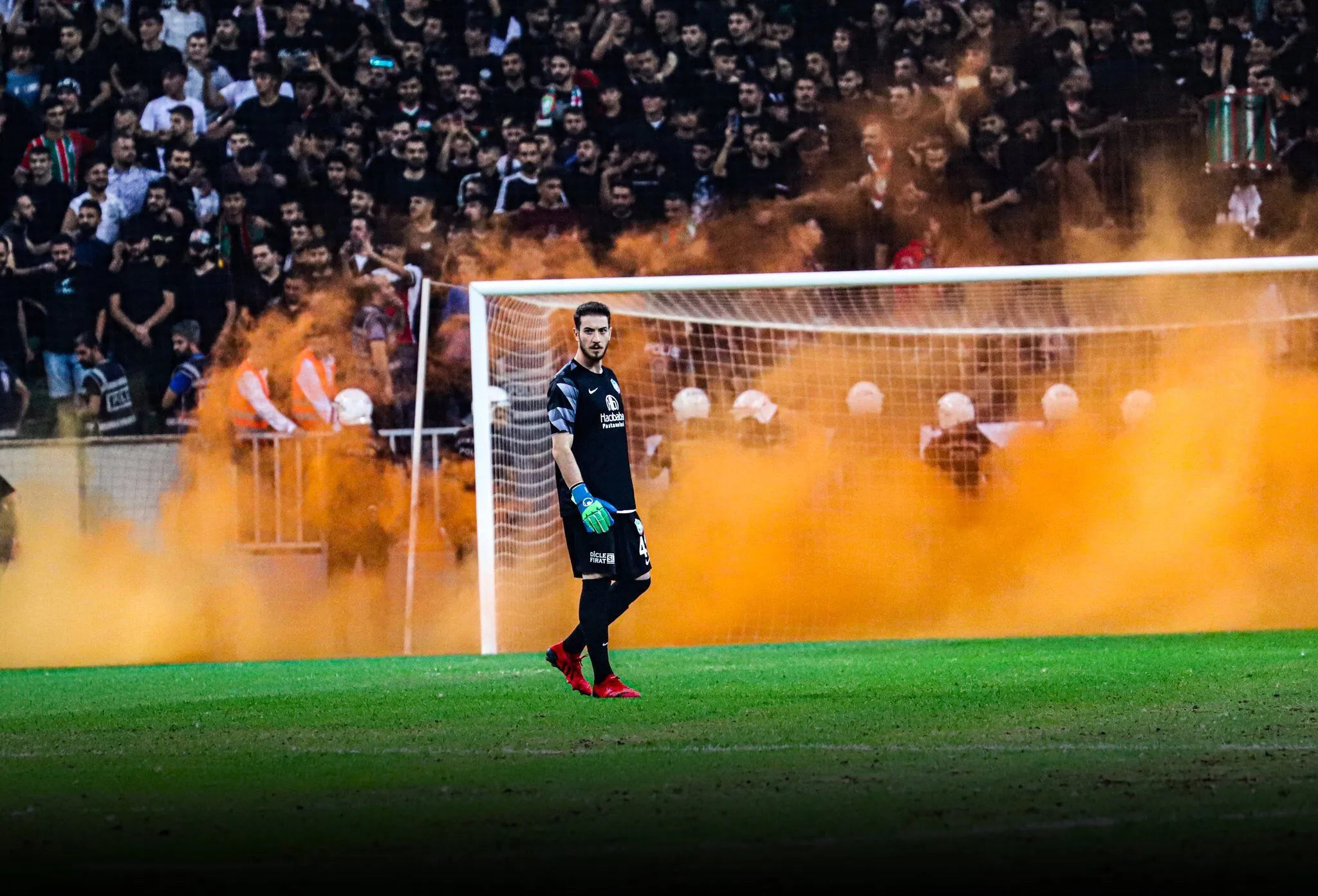 Vanspor Cantuğ Temel ile yeniden anlaşma sağladı