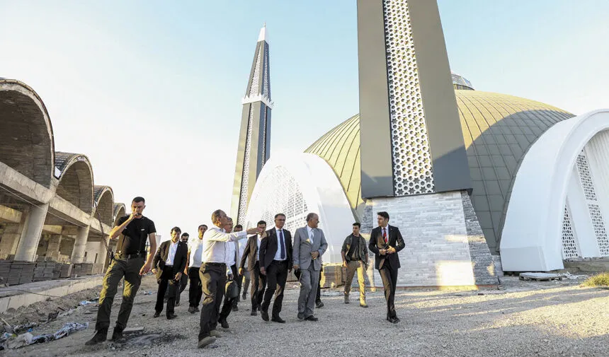 Tıbbiye Camii hızla tamamlanıyor