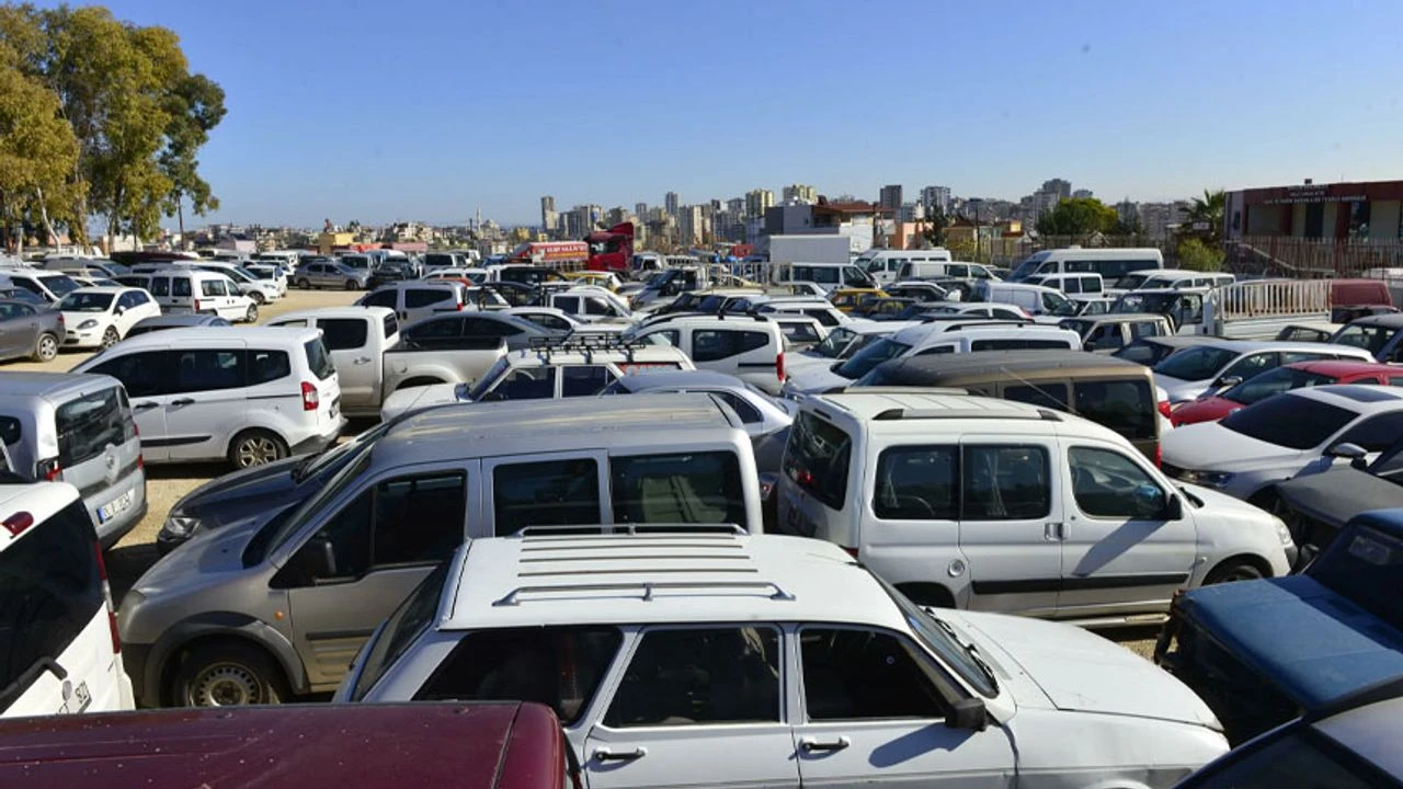 Yedieminlerde yeni dönem: 6 ay kalan araç satılacak