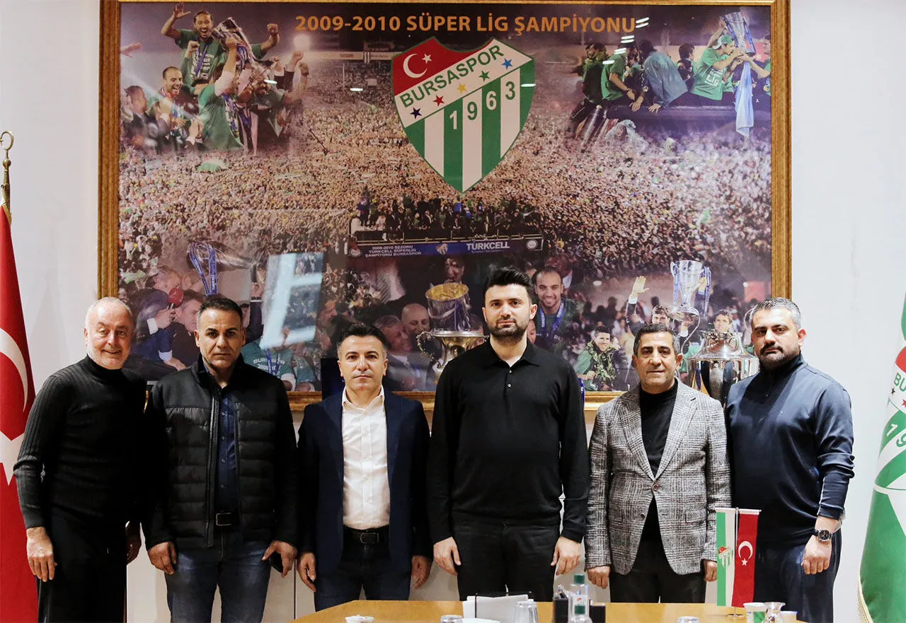 Bursaspor Başkanı Enes Çelik Vanspor yönetim kurulunu misafir etti
