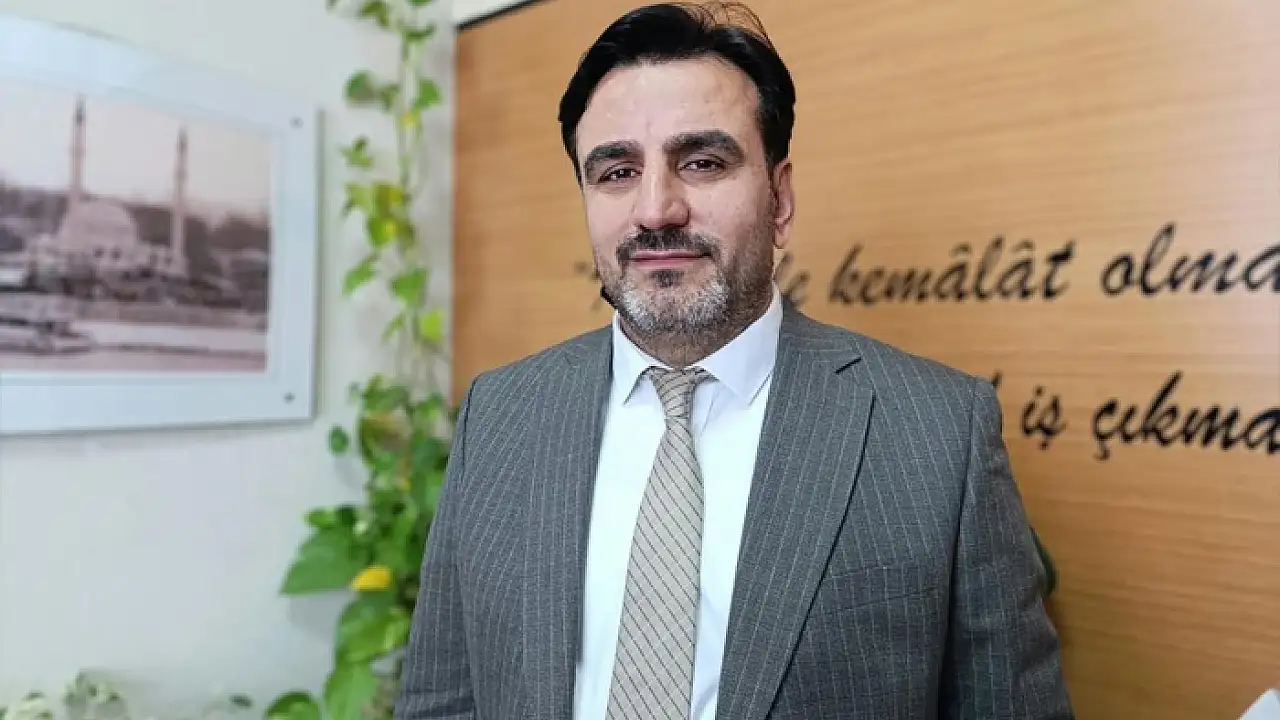 Doç. Dr. Remzi Sarıkaya:“Halı saha maçları oldukça tehlikeli olabilecek bir durum“