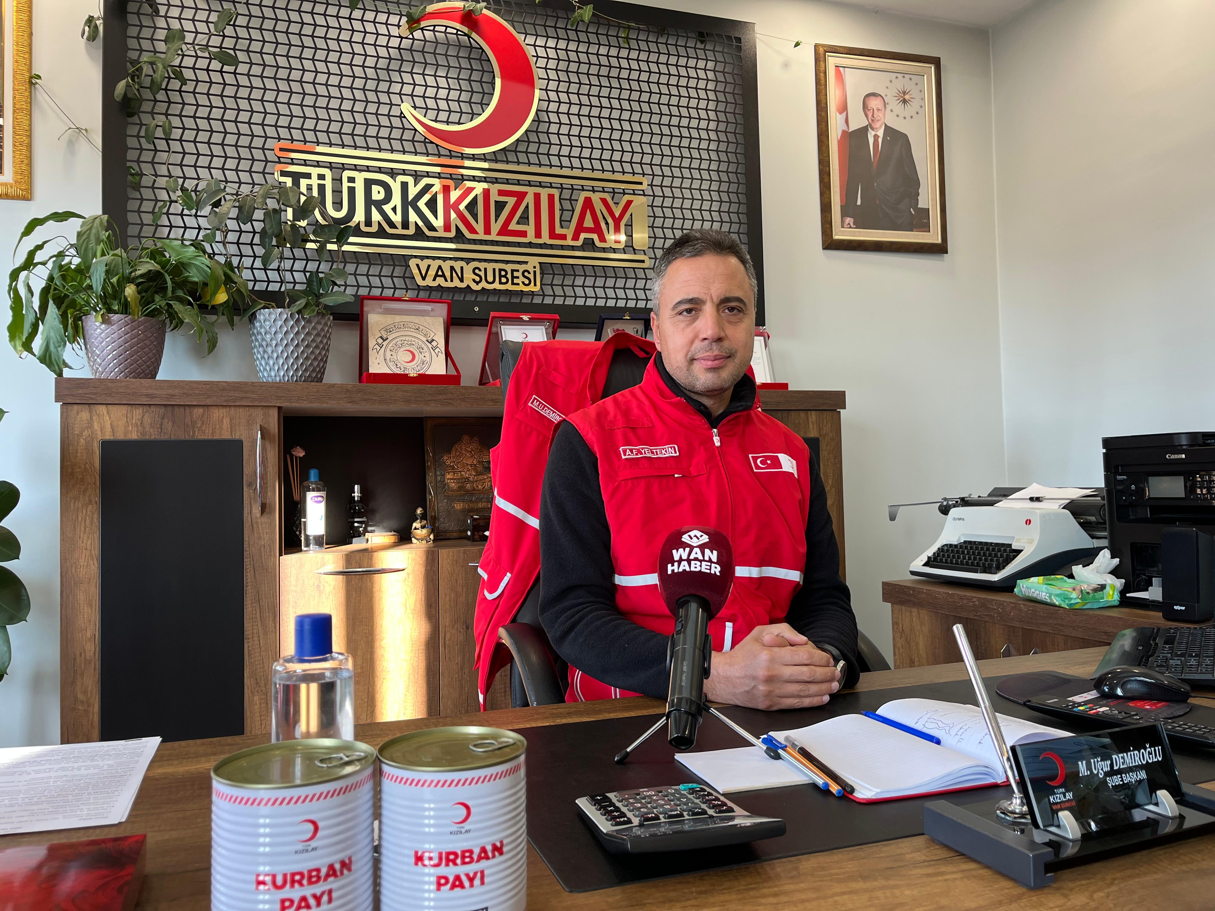 Kızılay Van’da 3 bin kişiye sıcak yemek dağıtacak