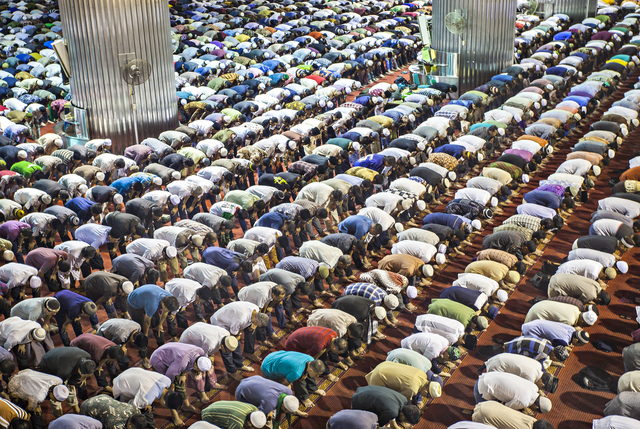 Van’da Bayram Namazı Saatleri Belli Oldu
