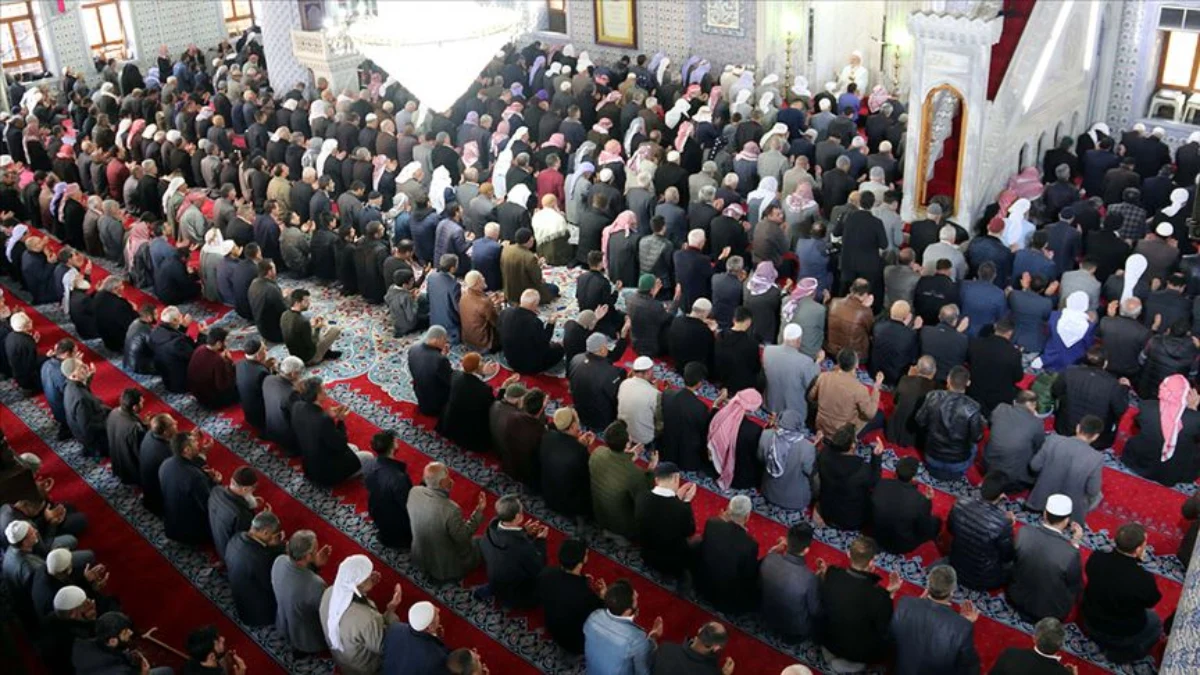 Van ve İlçelerinde 2025 Ramazan Bayramı Namaz Saatleri Belli Oldu