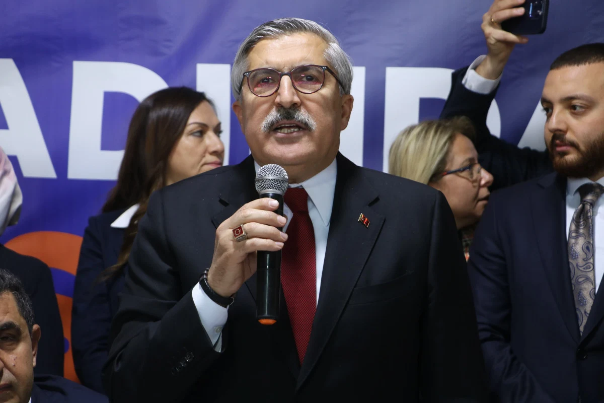 Ak Parti ilk kez sandık için tarih verdi