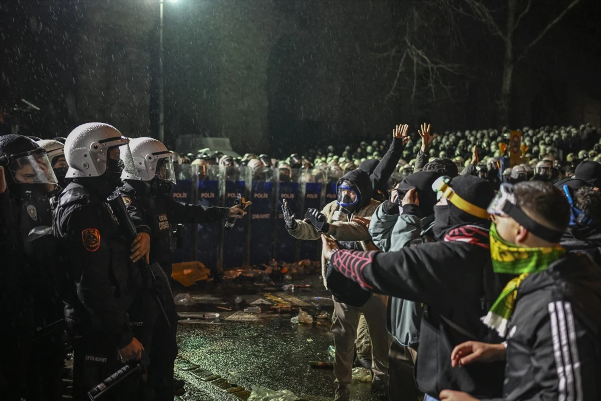 Ali Yerlikaya'dan Saraçhane Olayları Açıklaması: 1879 Gözaltı, 260 Tutuklama