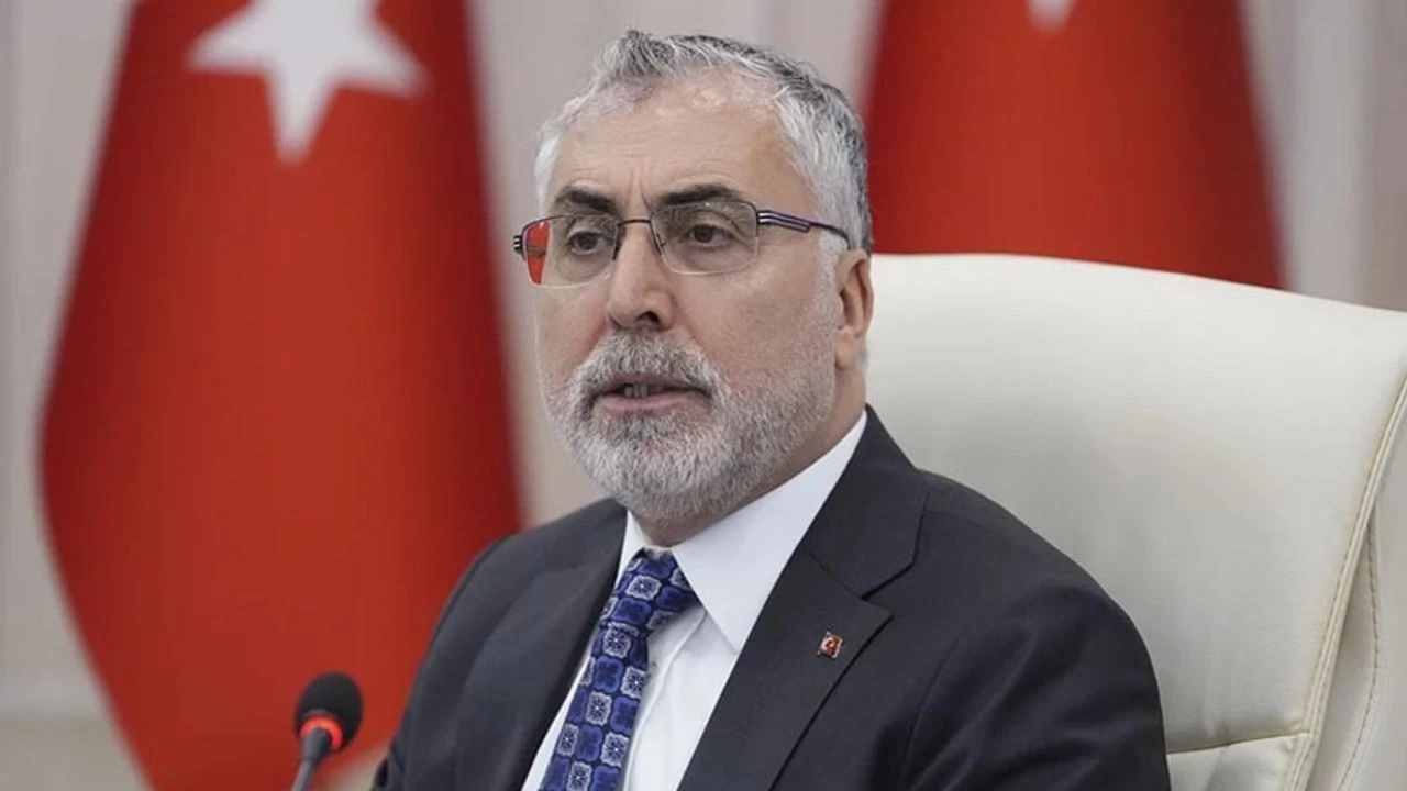 Vedat Işıkhan: İşsizlik 22 Aydır Tek Haneli Seviyelerde