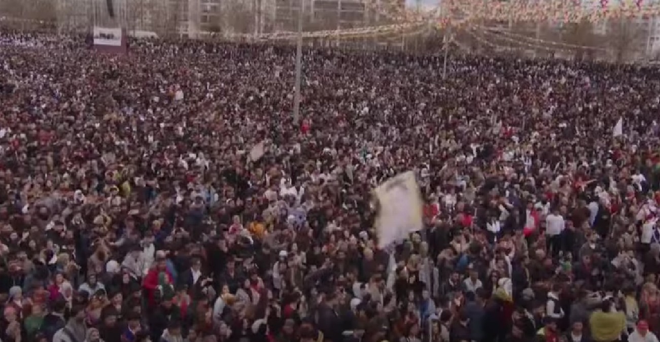 Diyarbakır Nevruz Canlı İzle