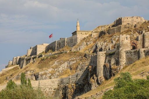 Van’ın Tarihi: Urartulardan Günümüze Uzanan Zengin Bir Miras