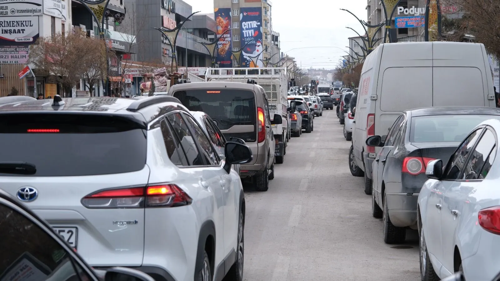 Van’da Ramazan Trafiği Çileye Dönüşüyor!
