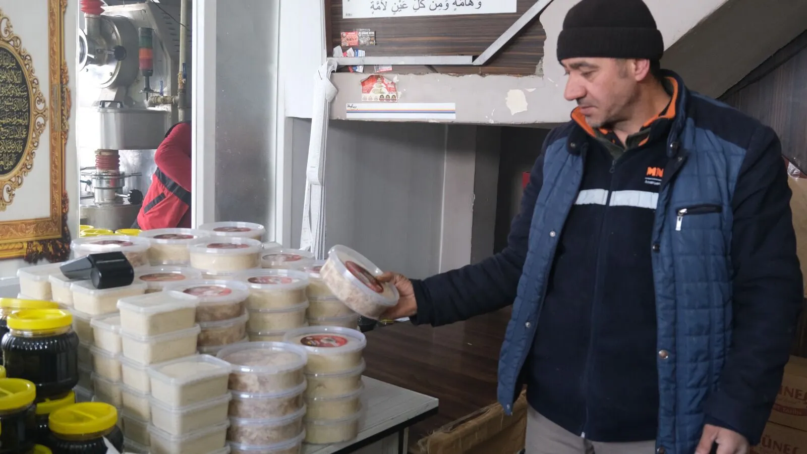 Van’da Tahin Helvası Ramazan’ın Gözdesi Oldu!