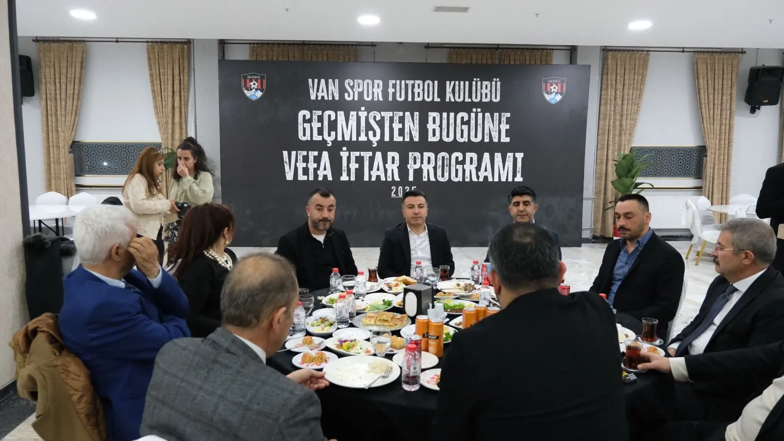 Vanspor Ailesi İftar Sofrasında Buluştu