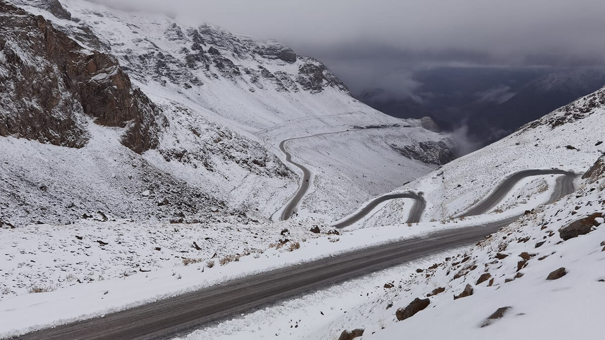 Karabet Geçidi’nde Çığ ve Buzlanma Uyarısı!