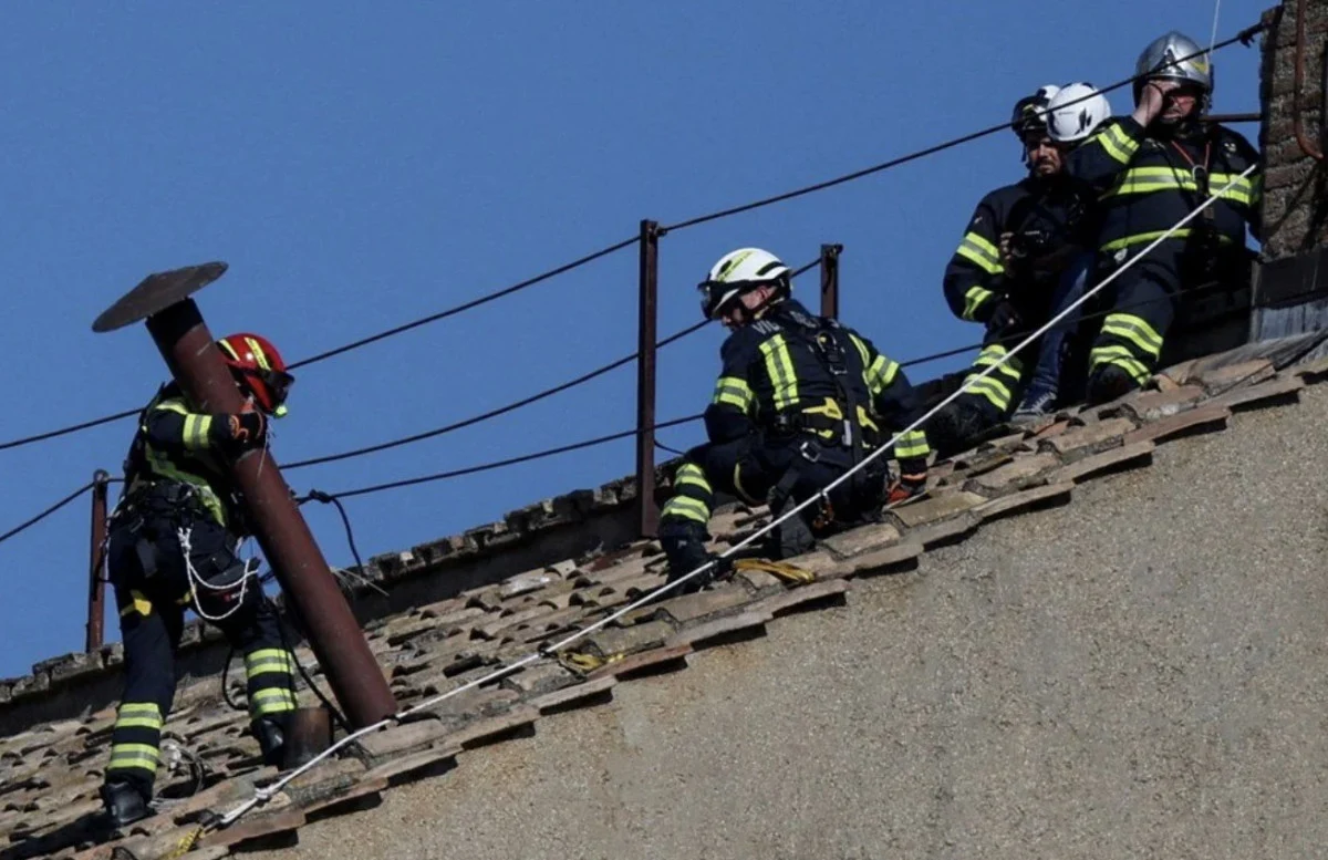Vatikan'da Papa Seçimi İçin Geri Sayım Başladı: Dumanın Rengi Belirleyici Olacak