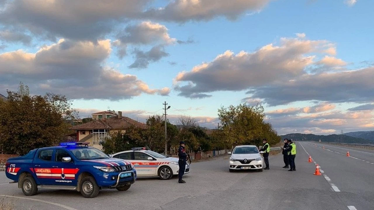 Van’da Trafik Denetimlerinde 105 Araç Men Edildi!