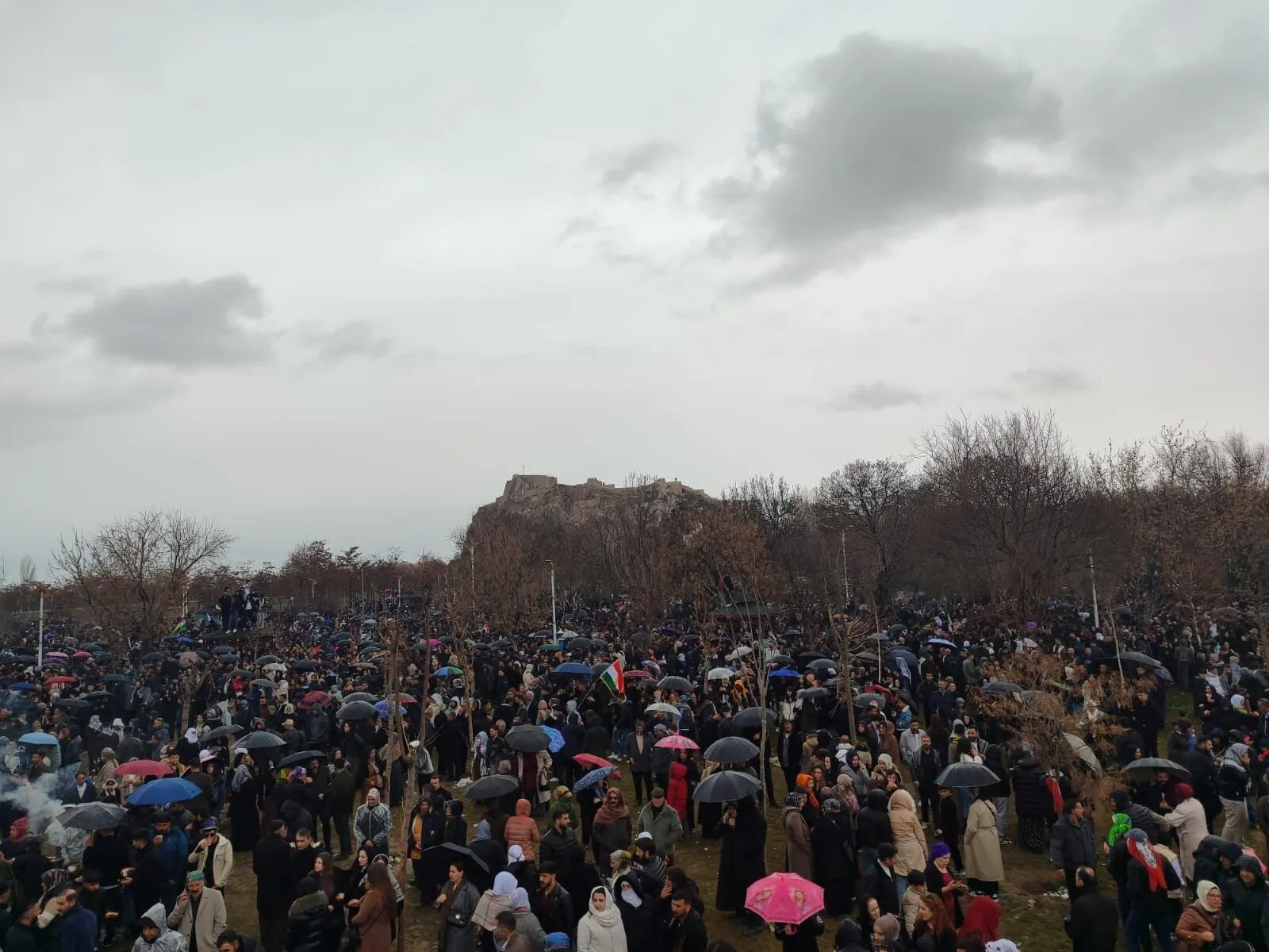 Van Nevruzundan kareler - Kare 11