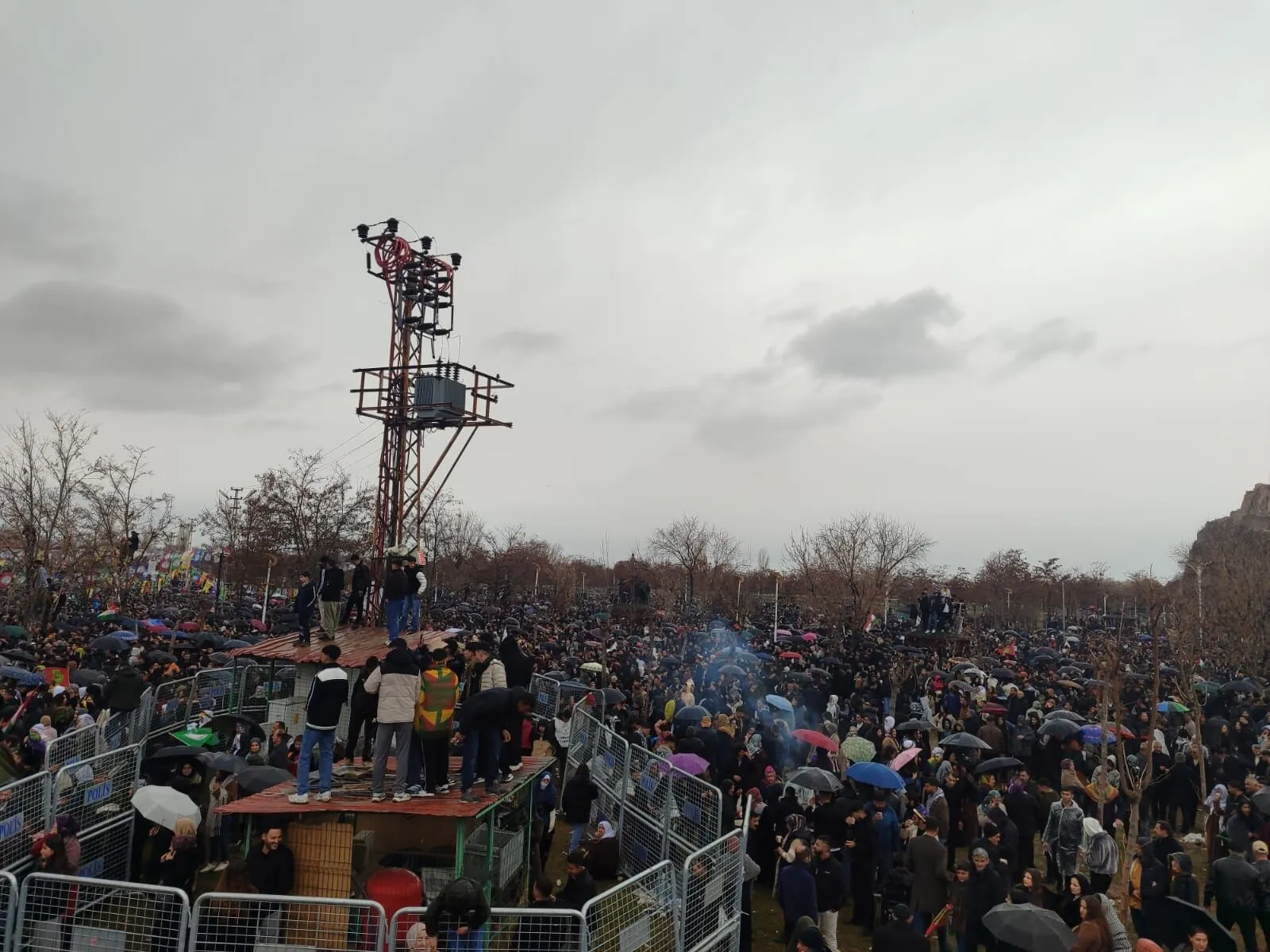 Van Nevruzundan kareler - Kare 9