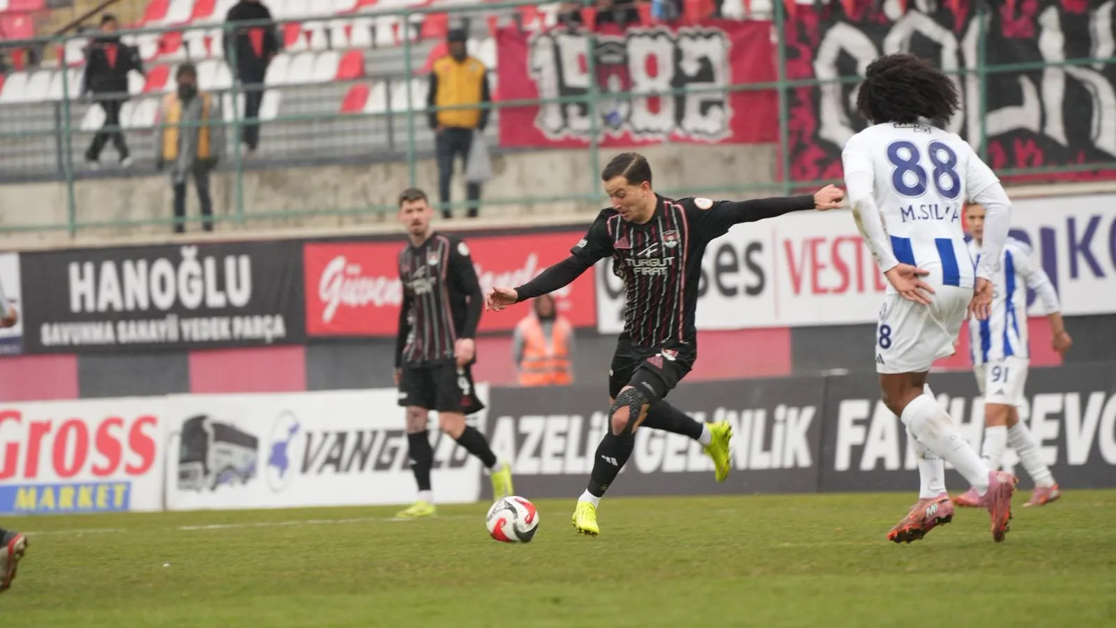 Vanspor Sarıyerspor Maç Fotoğrafları - Kare 7