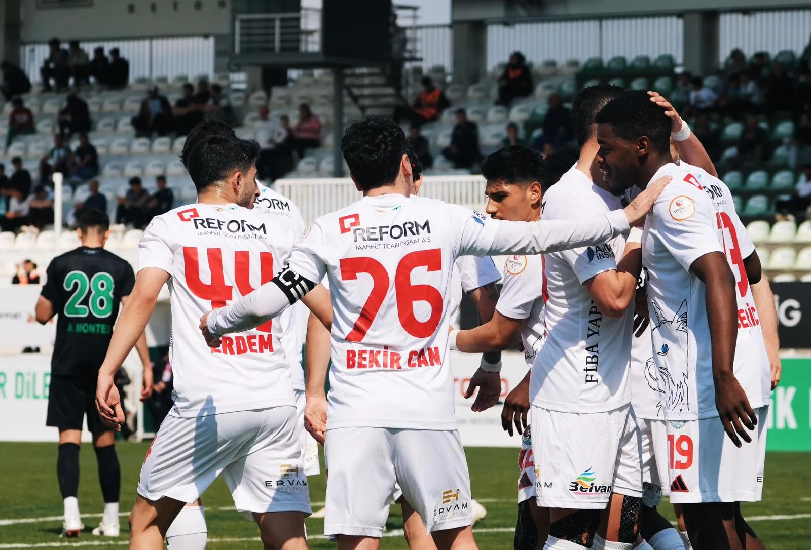 Serikspor-Vanspor FK Maçının Fotoğrafları - Kare 5