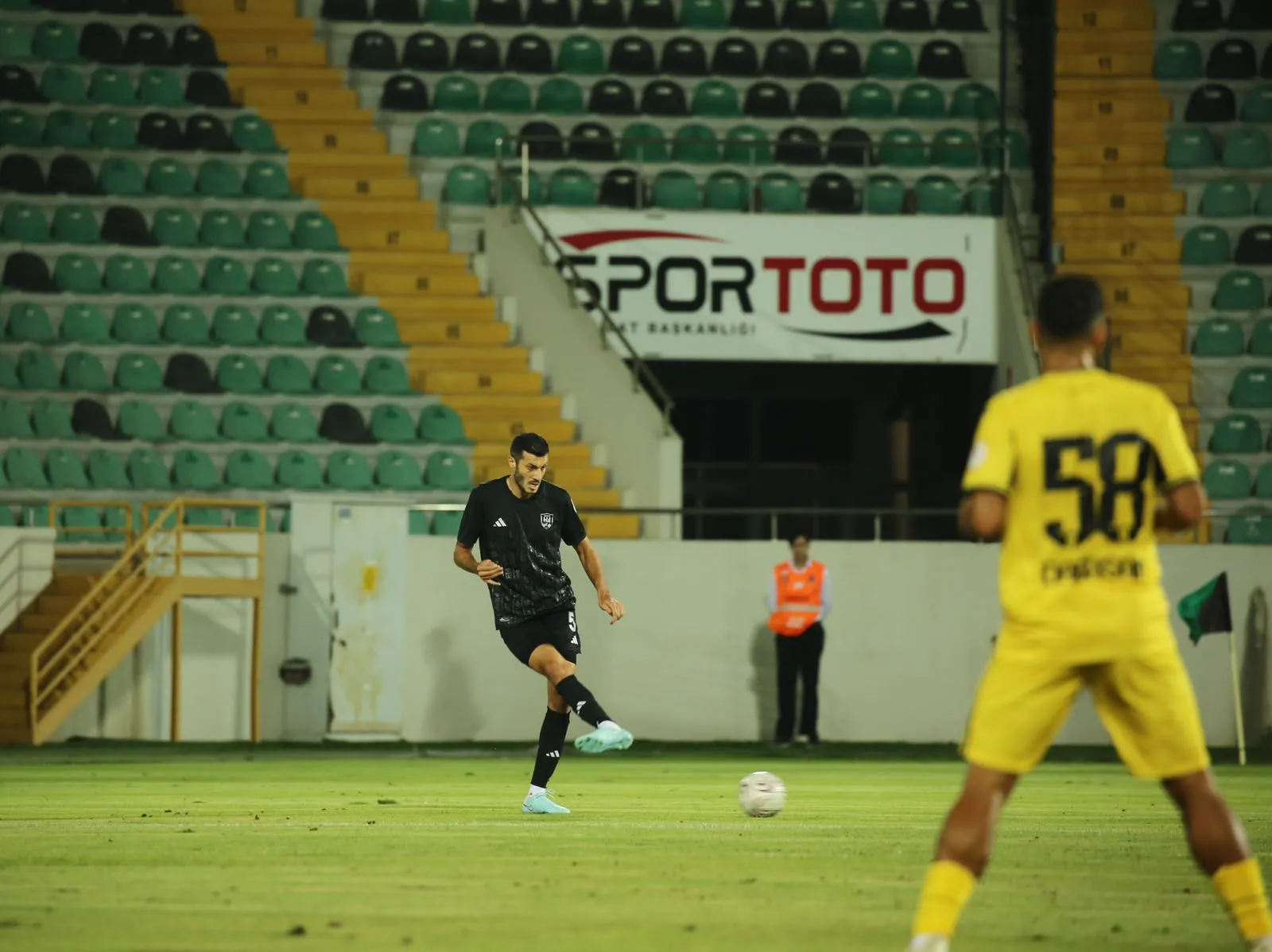 Vanspor, 2-0 Geriden Gelerek İstanbulspor'u Mağlup Etti - Kare 5